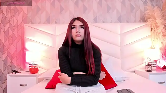 Snapshot of Charlotte_hall_ chatting on October 29, 2025, 3:42 am Charlotte hall online show from October 29, 2025, 3:42 am