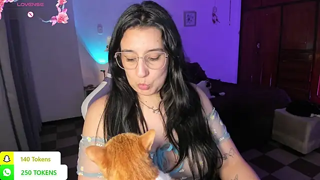 Snapshot of tellmemaddie chatting on July 31, 2026, 12:10 am tellmemaddie online show from July 31, 2026, 12:10 am