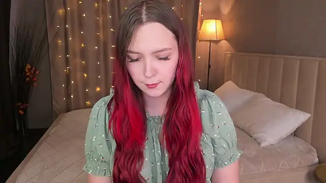 Snapshot of Monica__Queen chatting on October 13, 2025, 5:29 am Monica Queen online show from October 13, 2025, 5:29 am