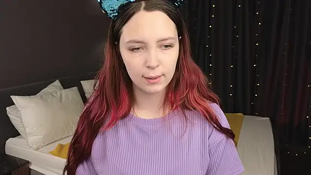 Snapshot of Monica__Queen chatting on November 11, 2025, 5:07 am Monica Queen online show from November 11, 2025, 5:07 am