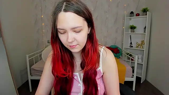 Snapshot of Monica__Queen chatting on November 18, 2025, 12:05 am Monica Queen online show from November 18, 2025, 12:05 am