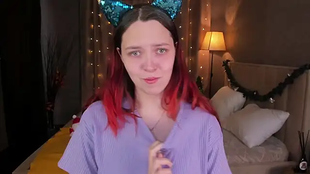 Snapshot of Monica__Queen chatting on November 30, 2025, 5:33 am Monica Queen online show from November 30, 2025, 5:33 am