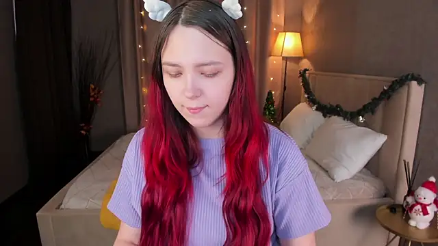 Snapshot of Monica__Queen chatting on December 5, 2025, 5:27 am Monica Queen online show from December 5, 2025, 5:27 am