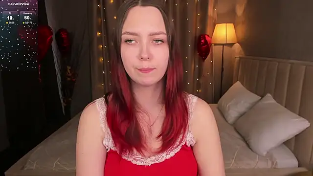 Monica  Queen online show from February 25, 2026, 5:28 am