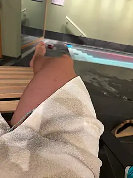 Snapshot of Italianofirenze chatting on January 15, 2026, 5:16 pm Italianofirenze online show from January 15, 2026, 5:16 pm