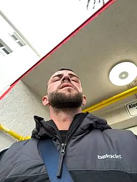 Snapshot of sexyman1936 chatting on November 26, 2025, 7:31 am sexyman1936 online show from November 26, 2025, 7:31 am