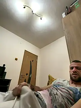 Snapshot of sexyman1936 chatting on December 3, 2025, 6:32 am sexyman1936 online show from December 3, 2025, 6:32 am