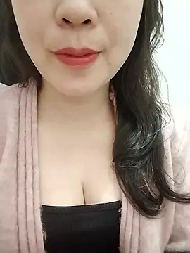 Girl Shy2000 online show from January 19, 2026, 3:05 pm