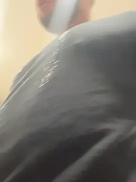 Moisesjrtapia online show from February 8, 2026, 12:14 am