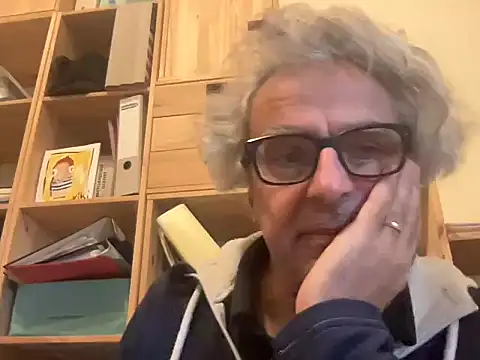 Snapshot of chtentation chatting on February 24, 2026, 4:16 pm chtentation online show from February 24, 2026, 4:16 pm