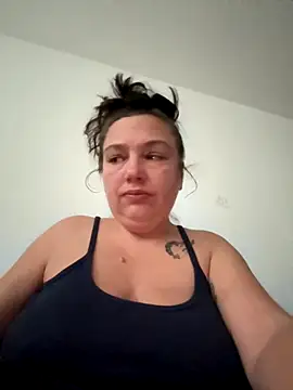 Snapshot of Eleanorxx chatting on October 10, 2025, 6:56 am Eleanorxx online show from October 10, 2025, 6:56 am