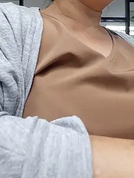 Snapshot of Kimkhaepretty chatting on December 1, 2025, 7:57 am Kimkhaepretty online show from December 1, 2025, 7:57 am