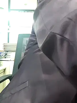 Snapshot of Kimkhaepretty chatting on December 15, 2025, 6:39 am Kimkhaepretty online show from December 15, 2025, 6:39 am