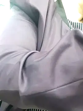 Snapshot of Kimkhaepretty chatting on December 16, 2025, 6:29 am Kimkhaepretty online show from December 16, 2025, 6:29 am