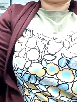 Kimkhaepretty online show from February 10, 2026, 6:06 am