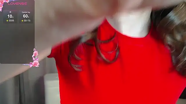 Snapshot of BellaAbey chatting on December 15, 2025, 10:08 am BellaAbey online show from December 15, 2025, 10:08 am