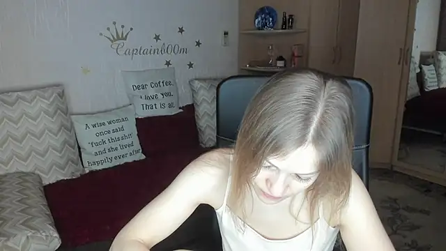 Tiffany Bates online show from December 22, 2025, 3:14 am