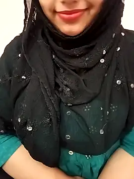 Miss Rose   online show from November 29, 2025, 7:28 pm