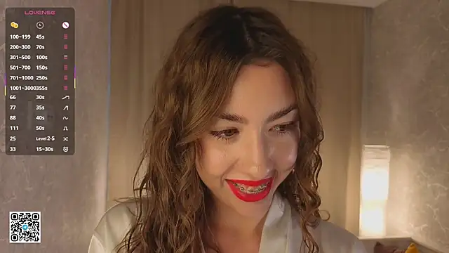 KeilaJeschon online show from October 18, 2025, 5:43 am