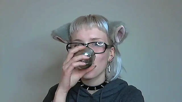 Paradoxy  online show from October 24, 2025, 8:38 pm