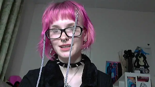 Paradoxy  online show from March 24, 2026, 8:14 pm