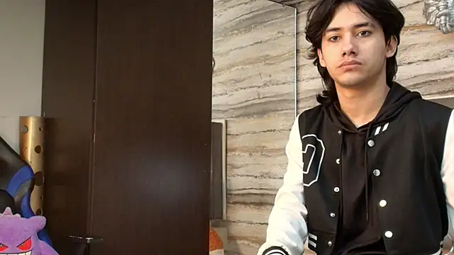 Snapshot of Lovers_21 chatting on March 24, 2026, 3:55 am Lovers 21 online show from March 24, 2026, 3:55 am