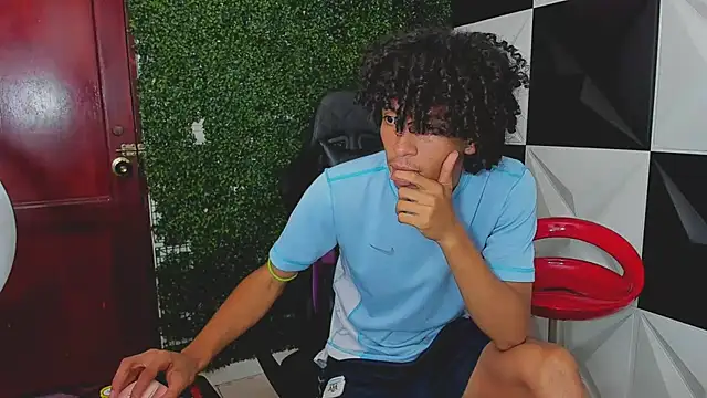 xion ez online show from October 13, 2025, 8:42 pm