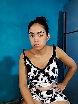 fabulousgirl online show from November 9, 2025, 6:44 am