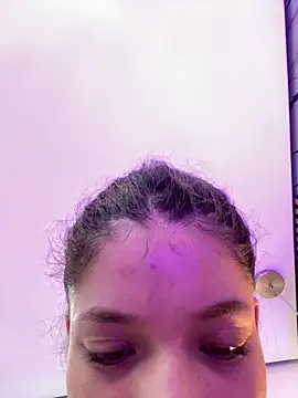 meridacute  online show from November 2, 2025, 7:49 pm