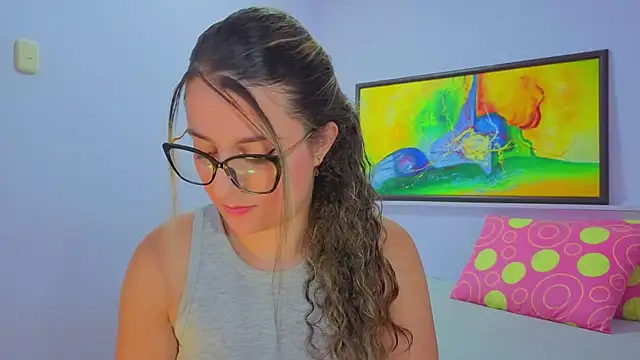 katiaa lovv online show from June 11, 2026, 12:14 pm