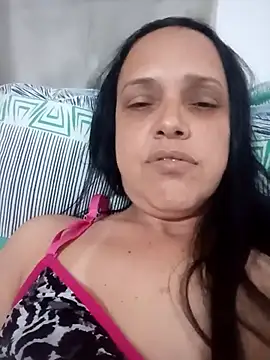 Snapshot of Crisribeiro chatting on November 20, 2025, 2:34 am Crisribeiro online show from November 20, 2025, 2:34 am