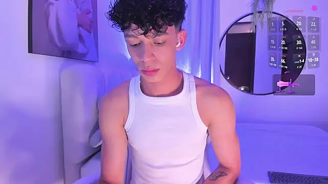 lion stone online show from October 3, 2025, 9:12 pm