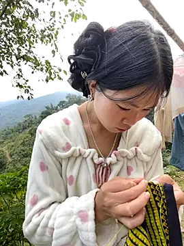 Snapshot of -mayhan11 chatting on October 28, 2025, 7:45 am -mayhan11 online show from October 28, 2025, 7:45 am