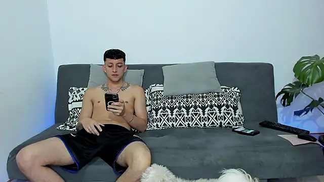 Snapshot of joe_foxx chatting on February 5, 2026, 2:38 am joe foxx online show from February 5, 2026, 2:38 am