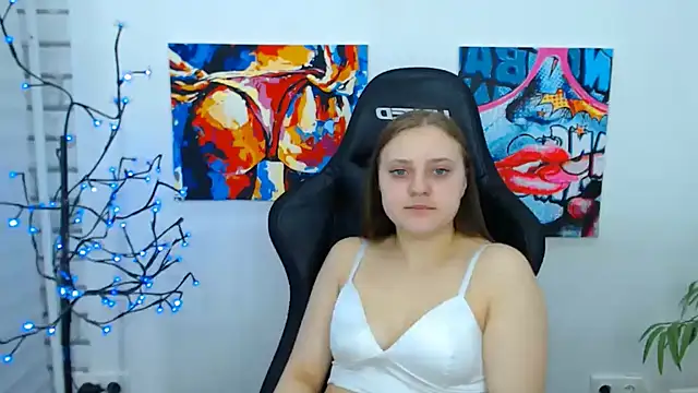 Snapshot of ArinaBelle chatting on November 26, 2025, 1:06 am ArinaBelle online show from November 26, 2025, 1:06 am