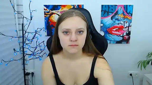 Snapshot of ArinaBelle chatting on December 1, 2025, 12:04 am ArinaBelle online show from December 1, 2025, 12:04 am