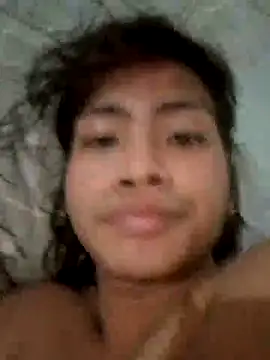 lulueraxxx online show from October 11, 2025, 12:47 pm