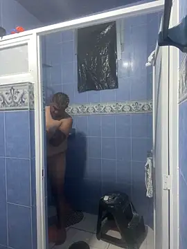 Sk3m veryhot online show from November 20, 2025, 7:30 am