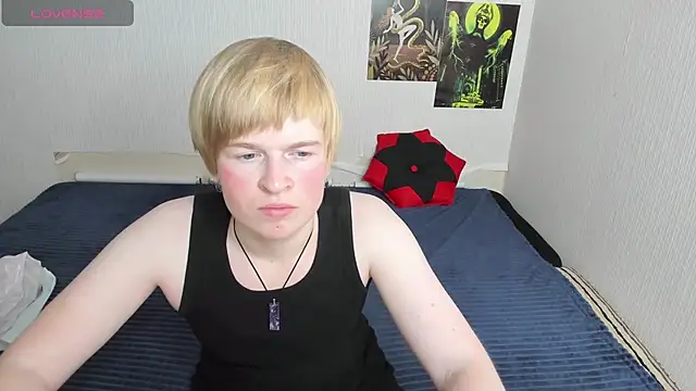 Cattie w  online show from November 13, 2025, 1:15 am