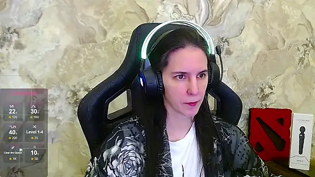 Irwi Tomboy online show from May 30, 2026, 7:33 pm