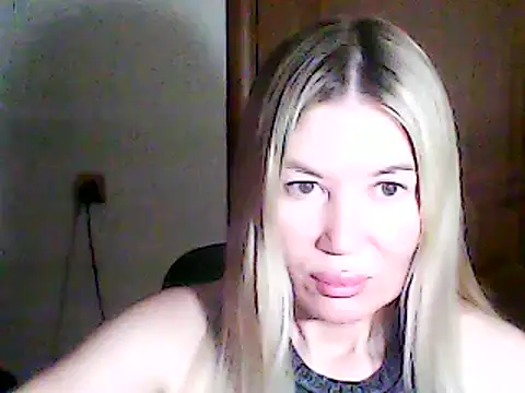 Snapshot of Kovirith chatting on February 28, 2026, 7:37 pm Kovirith online show from February 28, 2026, 7:37 pm