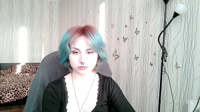 LeisaHopperstad online show from March 23, 2026, 2:21 pm