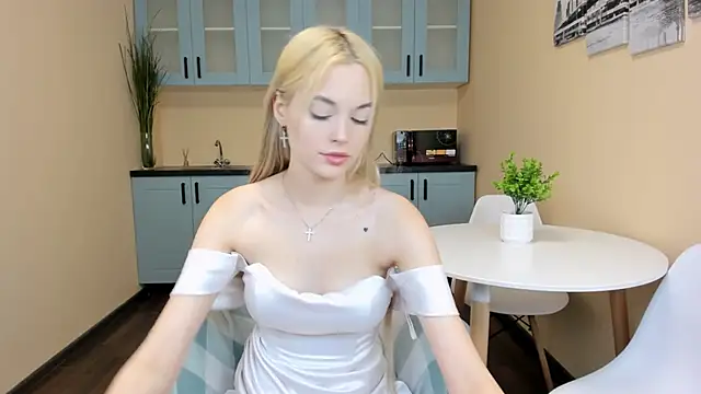 CallMeMargo online show from October 8, 2025, 11:19 am