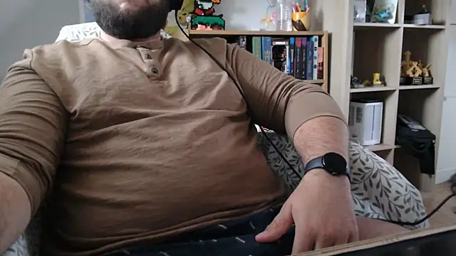 chubbear fr online show from September 25, 2025, 1:04 pm
