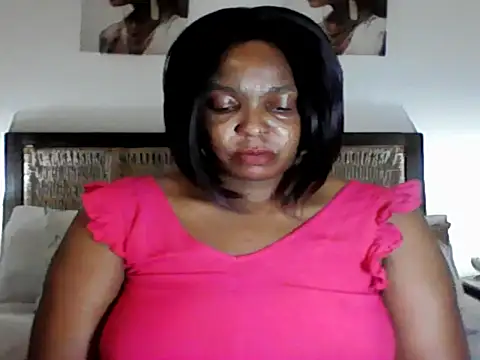 Snapshot of Blacksashaxx chatting on April 3, 2026, 5:33 pm Blacksashaxx online show from April 3, 2026, 5:33 pm