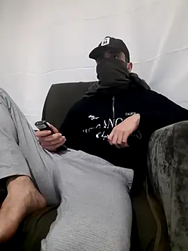 Snapshot of herkes26 chatting on December 4, 2025, 6:05 pm herkes26 online show from December 4, 2025, 6:05 pm