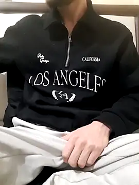 Snapshot of herkes26 chatting on December 17, 2025, 4:35 pm herkes26 online show from December 17, 2025, 4:35 pm