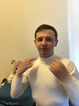 KirilStella online show from November 20, 2025, 7:41 am