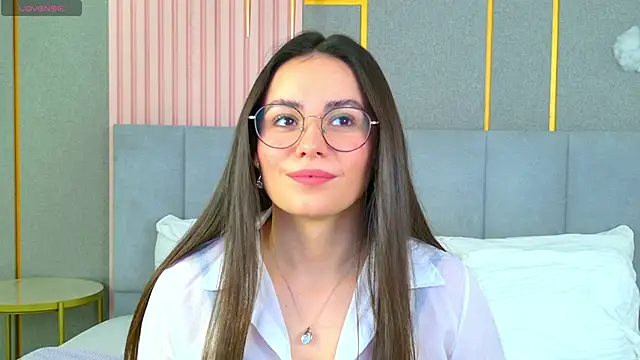 GabiBatista online show from November 17, 2025, 5:24 am