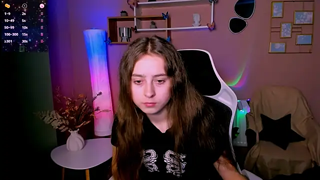 Snapshot of rebecca_smile chatting on November 7, 2025, 1:22 pm rebecca smile online show from November 7, 2025, 1:22 pm